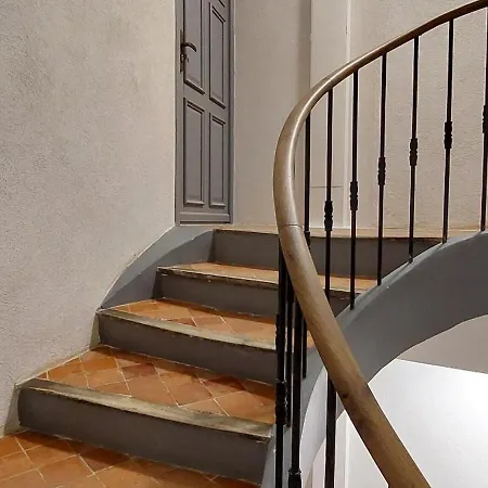 Le Charme Sous Les Toits Classe 3 Etoiles Апартаменты Рьез