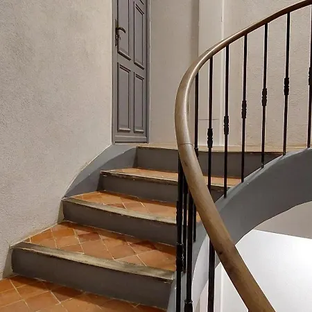 Le Charme Sous Les Toits Classe 3 Etoiles Apartment